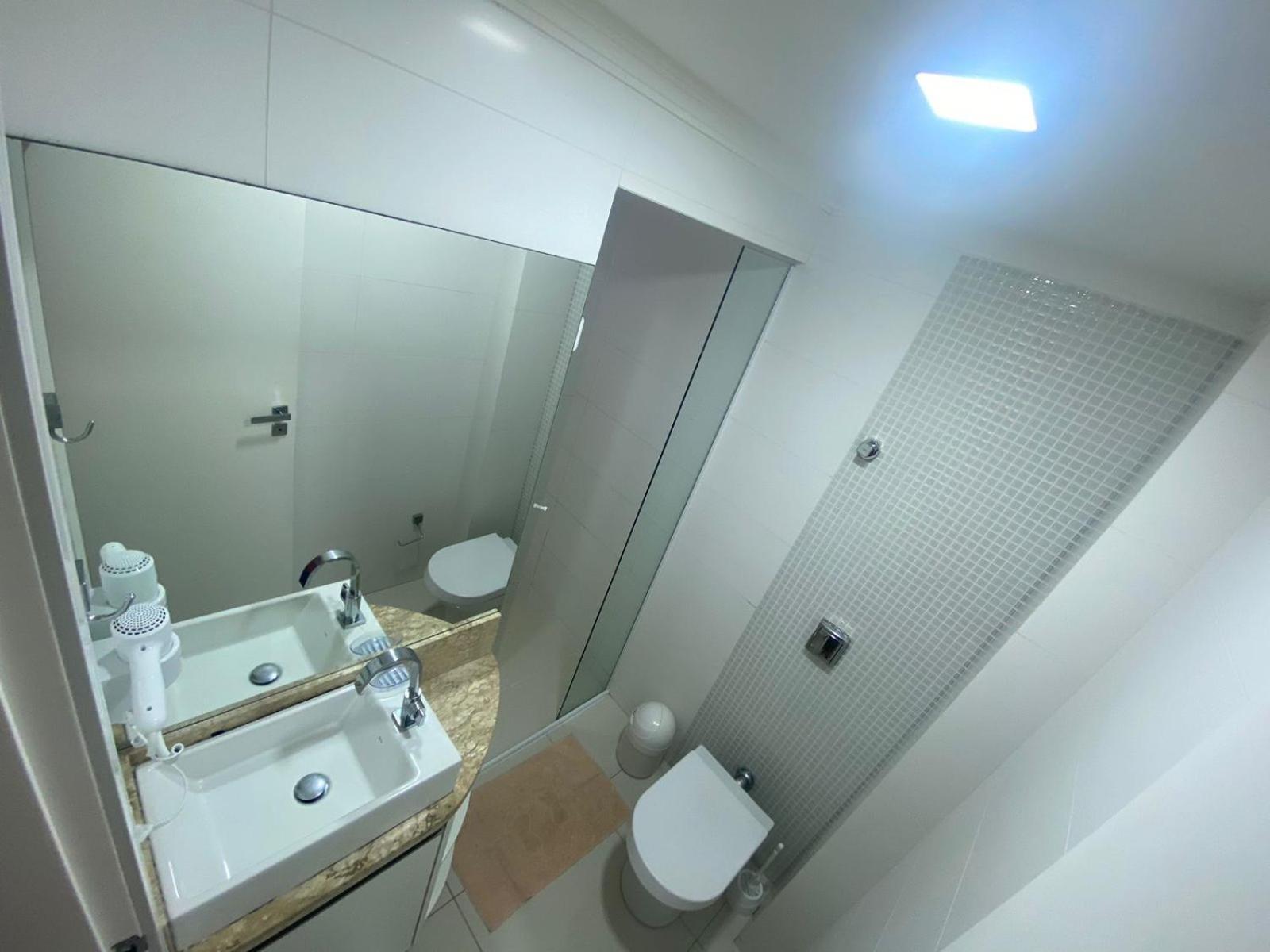 Apartamento Av. Brasil Frente Sh. Atlantico Balneário Camboriú Esterno foto